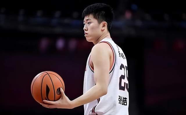 MK体育官方入口-广东输球暴露致命短板！两大水货锋线合计6中1，杜锋冲冠或成空谈